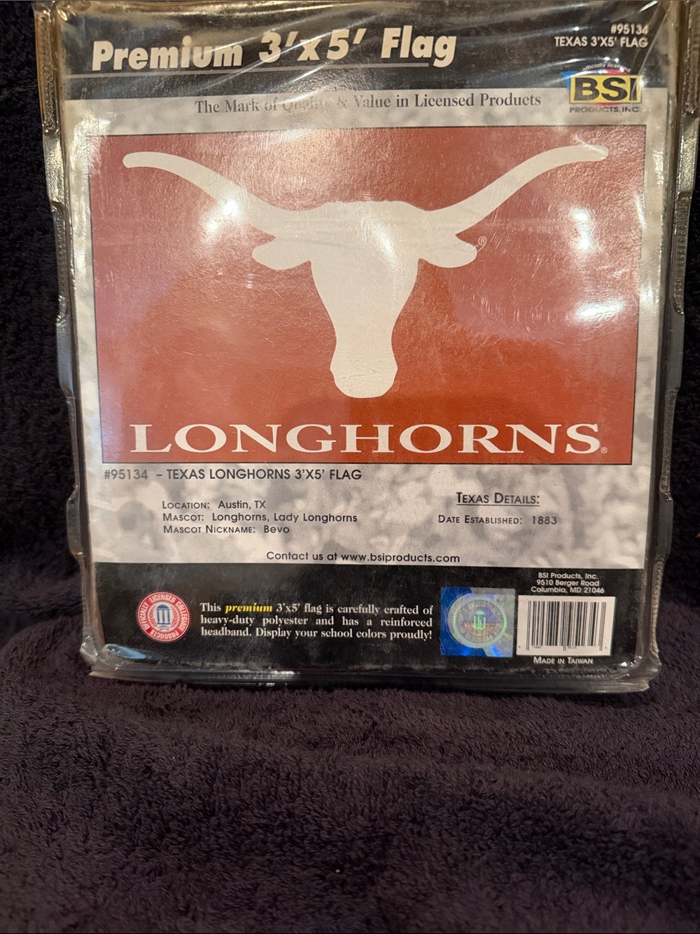 NCAA Texas Longhorns Burnt Orange and White Flag